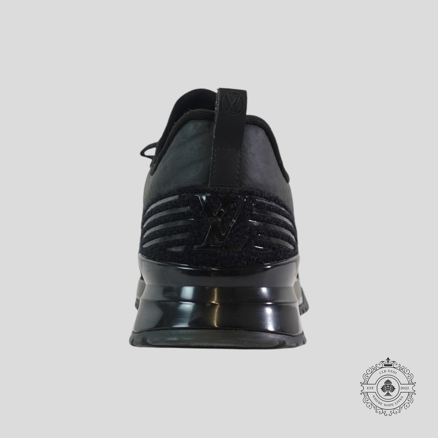 Louis Vuitton V.N.R Sneakers in Black