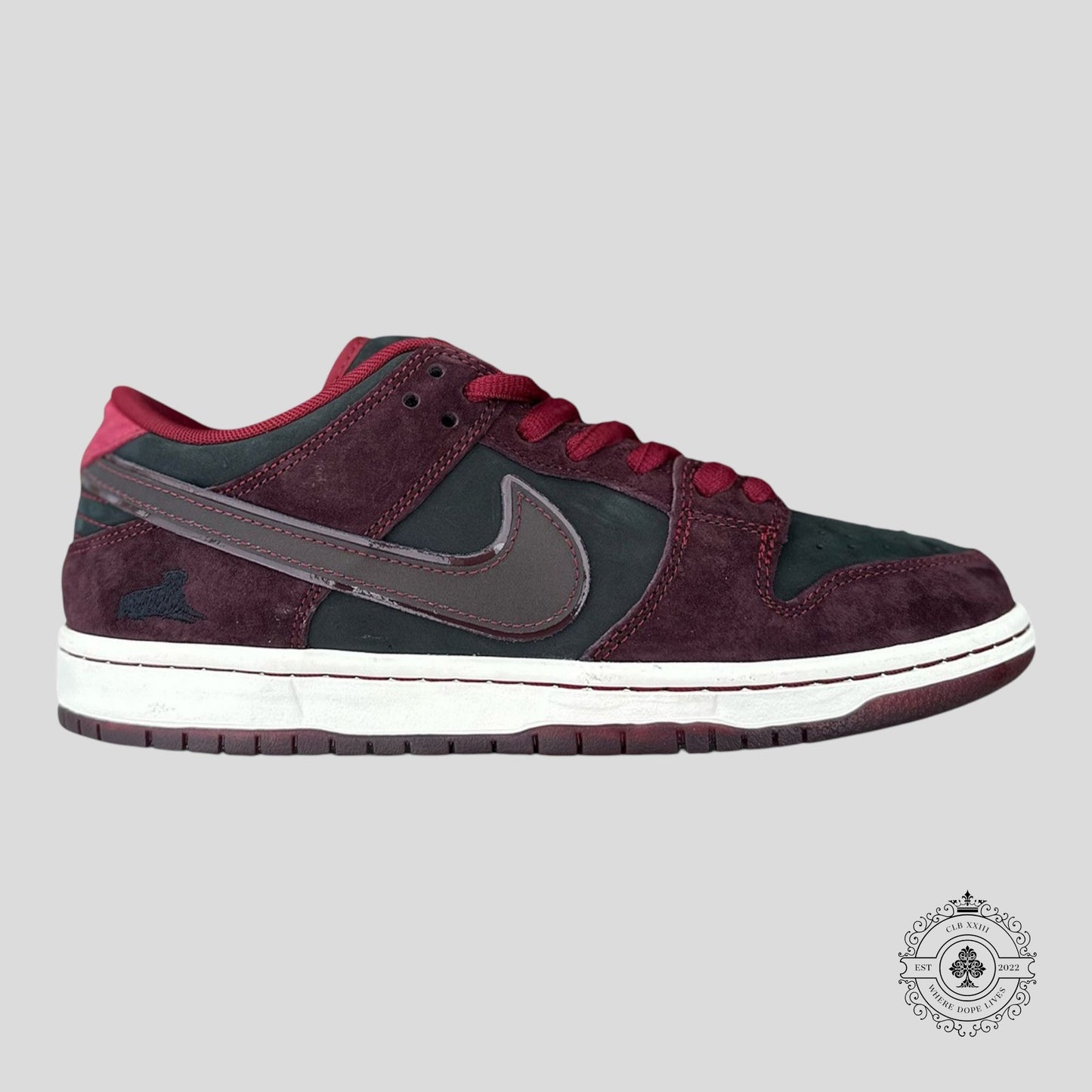 Nike SB Dunk Low Riot Skateshop