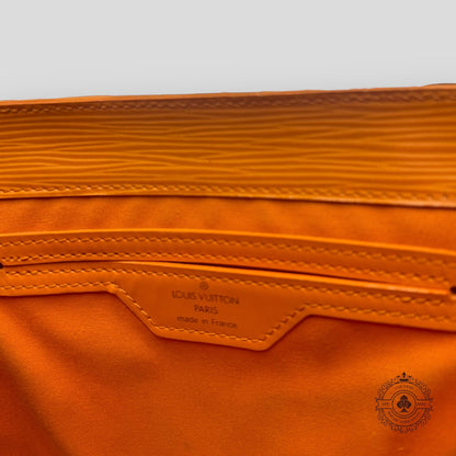 Louis Vuitton EPI Sac Plat PM Orange
