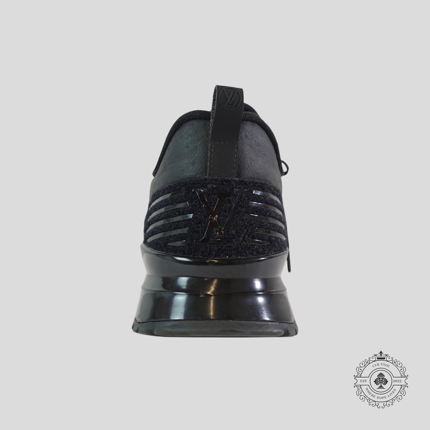 Louis Vuitton V.N.R Sneakers in Black