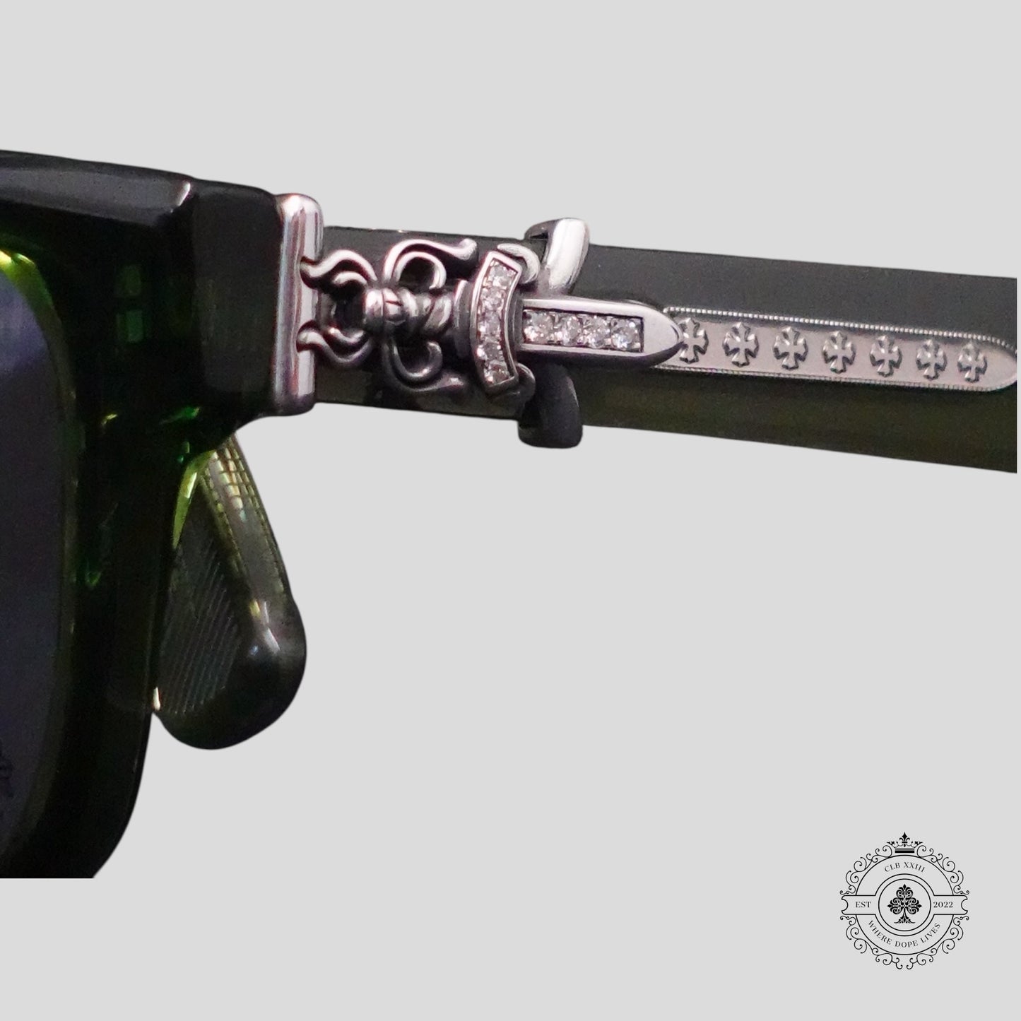 Chrome Hearts Diamond Embellished Vagillionaire II Glasses in Green/Silver