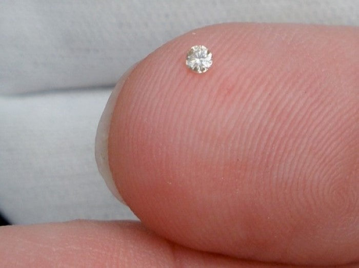 White Diamond Round Cut African 2.5mm Micro Sized