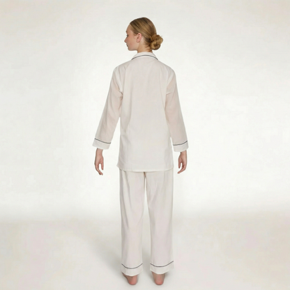 PIJAMA "CLASSIC WHITE" CON PANTALON